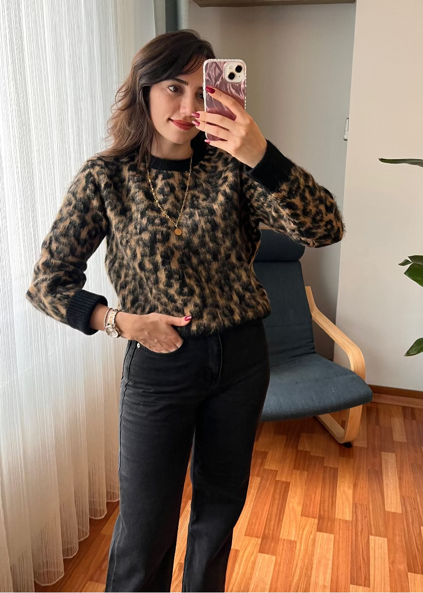 SİYAH CAMEL LEOPAR DESEN KAZAK