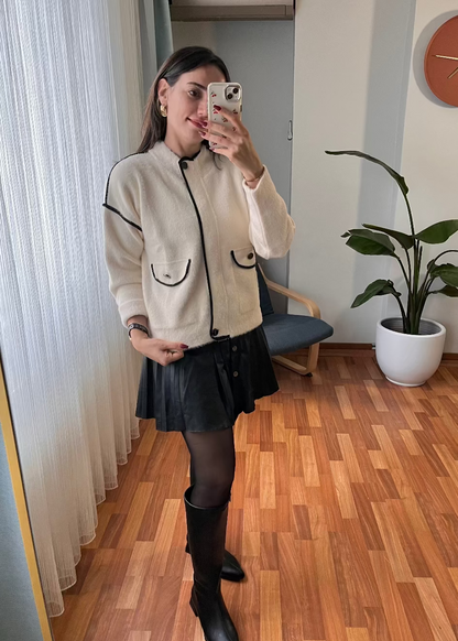 KREM SİYAH CEPLİ FERMUARLI HIRKA