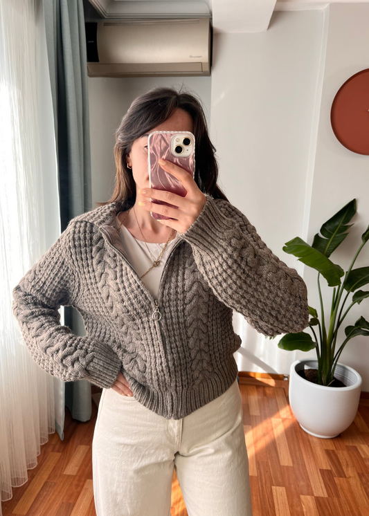 FERMUARLI SAÇ ÖRGÜ HIRKA VİZON